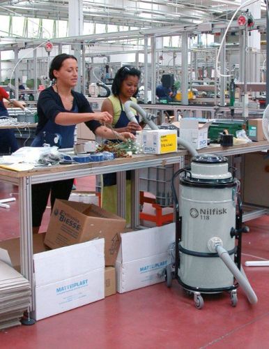 картинка Промышленный пылесос Nilfisk 118 FM фото 2 картинка Промышленный пылесос Nilfisk 118 FM фото 2