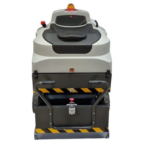 картинка Подметальная машина Bennett Tornado 700BD фото 2 картинка Подметальная машина Bennett Tornado 700BD фото 2