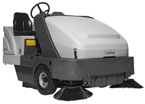 картинка Подметальная машина Nilfisk SR 1601 D3 картинка Подметальная машина Nilfisk SR 1601 D3