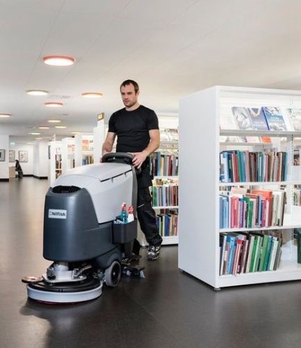 картинка Поломоечная машина Nilfisk SC500 53D фото 6 картинка Поломоечная машина Nilfisk SC500 53D фото 6