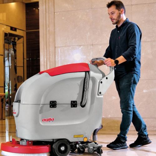 картинка Поломоечная машина Comac Agila 50/50 BT фото 12 картинка Поломоечная машина Comac Agila 50/50 BT фото 12