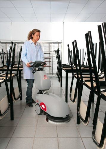 картинка Поломоечная машина Comac Vispa 35 B фото 6 картинка Поломоечная машина Comac Vispa 35 B фото 6