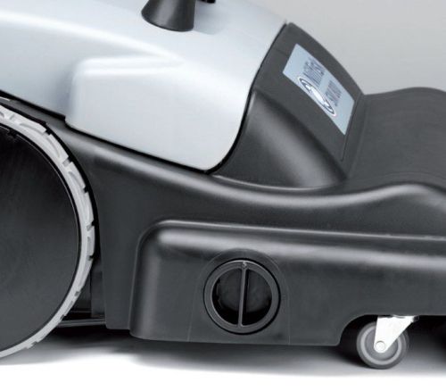 картинка Подметальная машина Nilfisk SM800 фото 2 картинка Подметальная машина Nilfisk SM800 фото 2