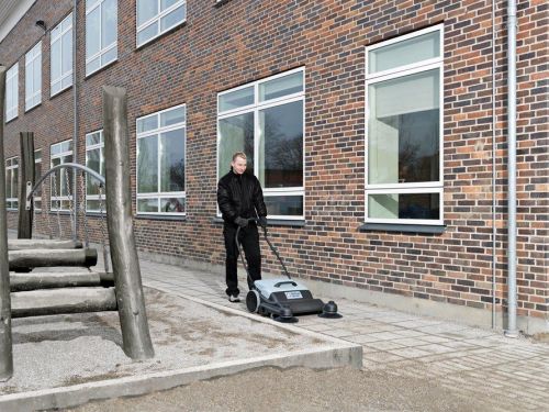 картинка Подметальная машина Nilfisk SM800 фото 6 картинка Подметальная машина Nilfisk SM800 фото 6