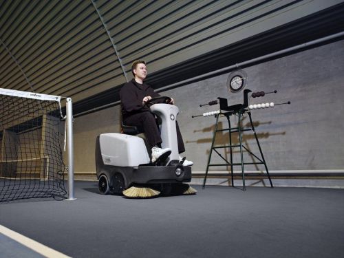 картинка Подметальная машина Nilfisk SR 1000S B фото 3 картинка Подметальная машина Nilfisk SR 1000S B фото 3